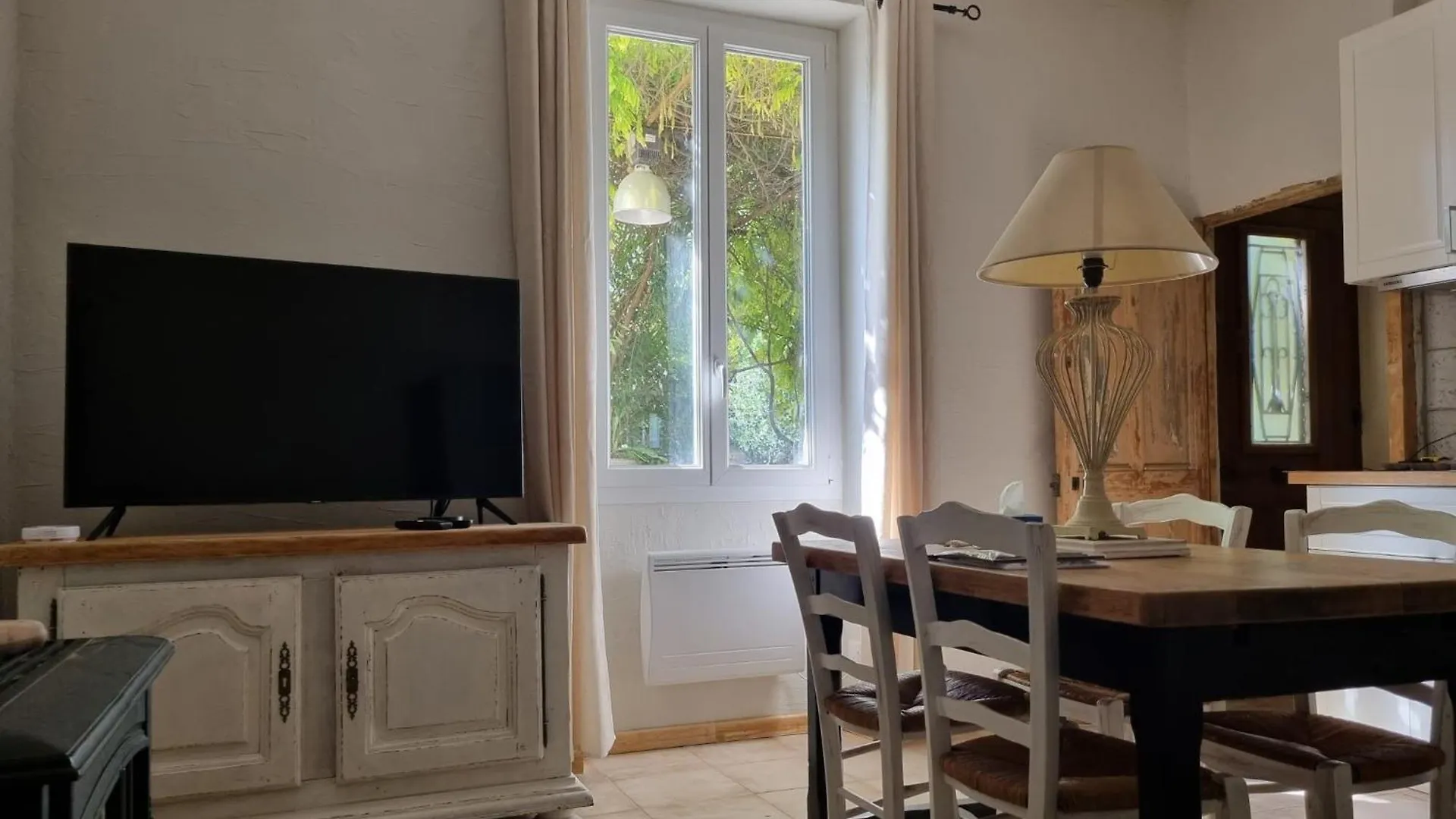 Gite A La Ferme Chez Chris Bollene Apartment